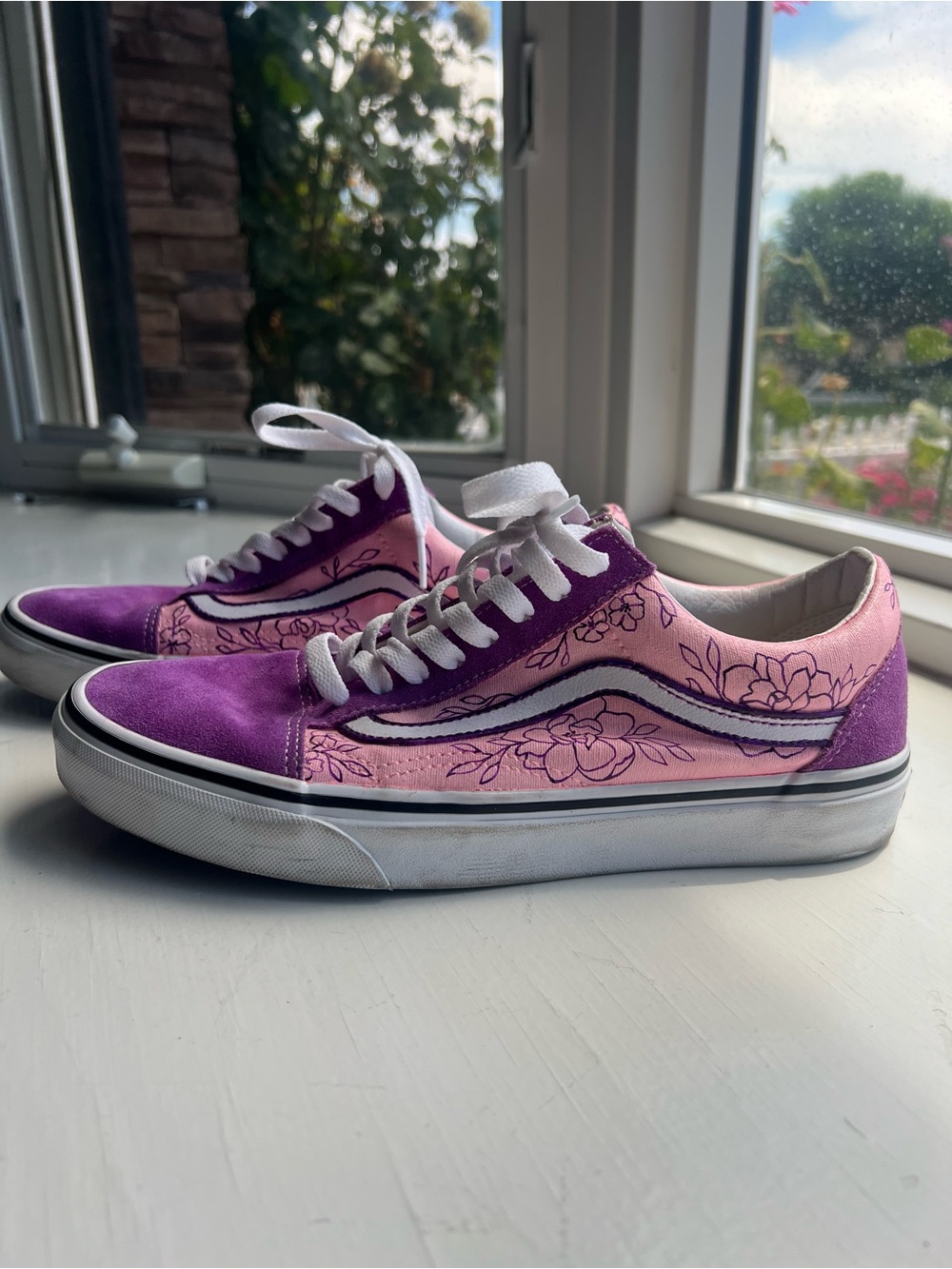 Vans Purple Suede with Pink Floral Shoes, 9.5 women’s - Picture 1 of 9